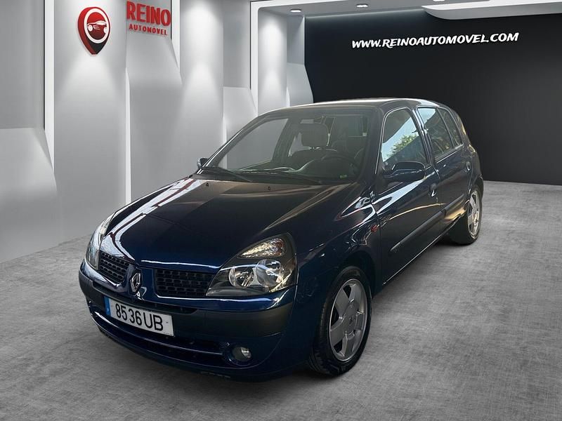 Azul Usado 2002 Renault Clio II Expression | € 3.950 (Preço elevado) - Imagem 1/4