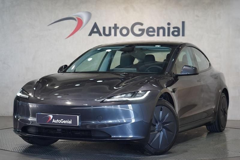 Usado Tesla Model 3 208 kW (283 HP) 2026 Cinza Sedan