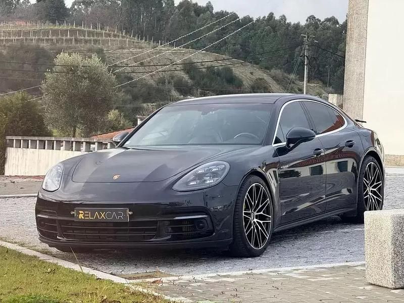 Usado Porsche Panamera 4 462 HP (339 kW) 2017 Azul escuro Sedan