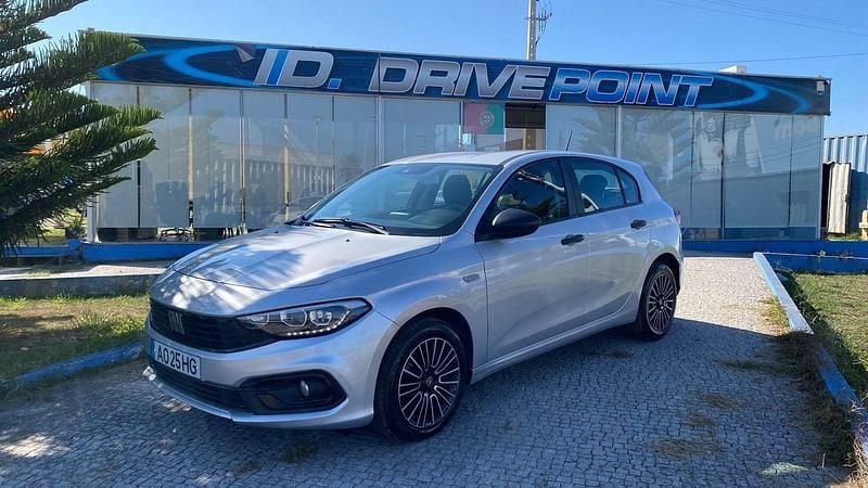Cinza Usado 2022 Fiat Tipo City Life Sedan | € 13.900 (Preço justo) - Imagem 1/4