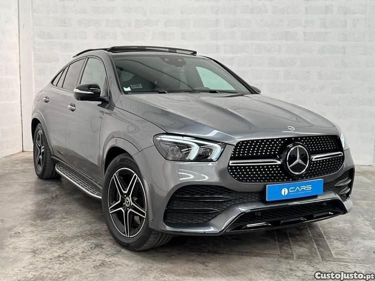 Cinza Usado 2022 Mercedes 350 Coupé | € 79.900 - Imagem 1/1
