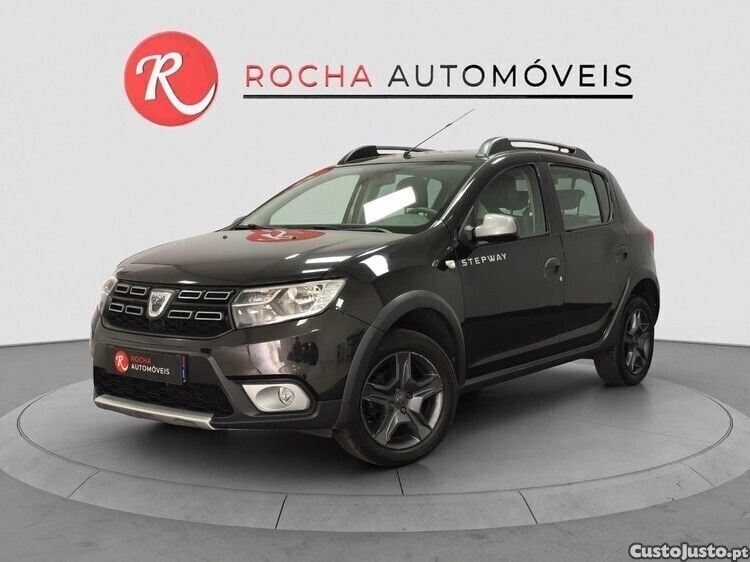 Preto Usado 2017 Dacia Sandero Stepway Citadino | € 10.899 (Preço justo) - Imagem 1/1