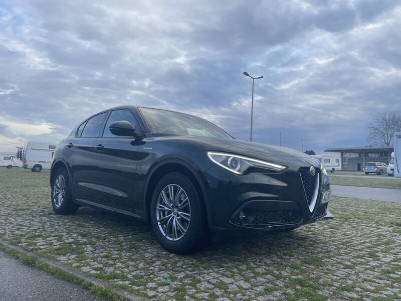 Usado 2021 Alfa Romeo Stelvio SUV | € 32.000 (Bom preço) - Imagem 1/4