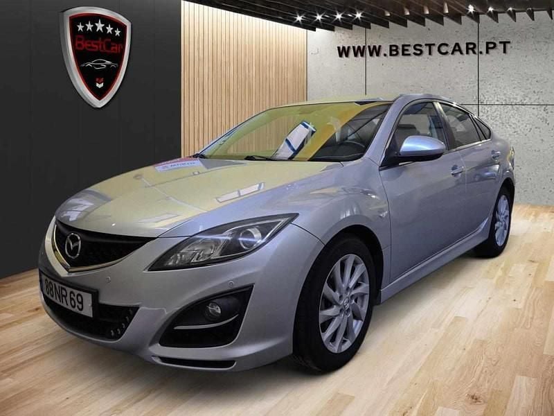 Cinzento Usado 2013 Mazda 6 Citadino | € 11.950 - Imagem 1/4