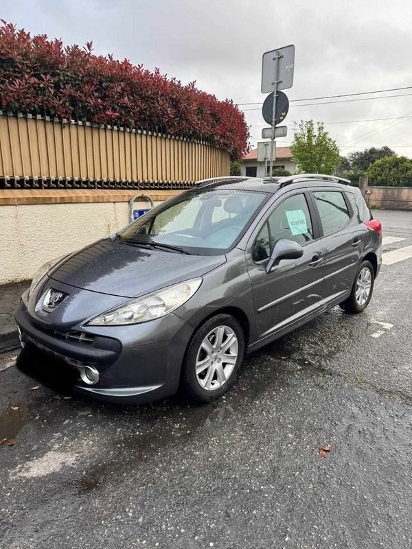 Cinzento Usado 2008 Peugeot 207 Carrinha | € 5.850 (Preço elevado) - Imagem 1/4