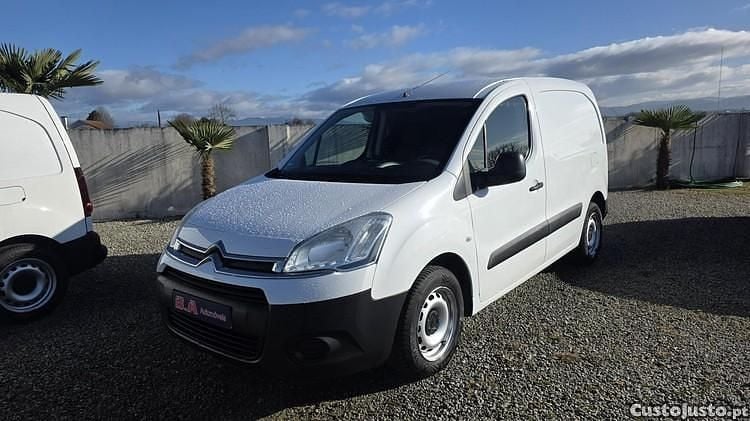 Branco Usado 2014 Citroën Berlingo Monovolume | € 7.500 (Bom preço) - Imagem 1/1