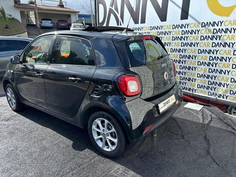 Usado Smart ForFour 90 HP (66 kW) 2015 Preto Citadino