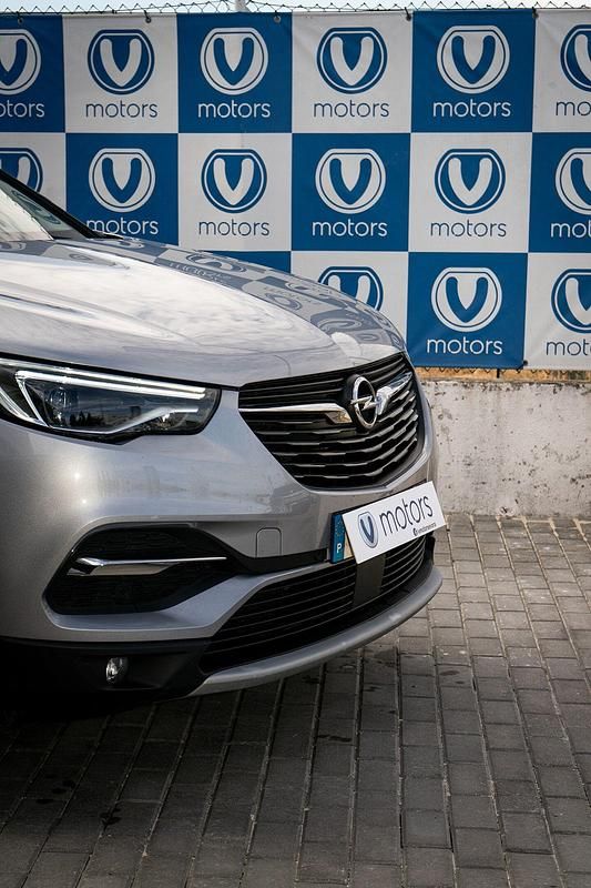 Usado Opel Grandland X Ultimate 130 HP (95 kW) 2021 Cinza SUV