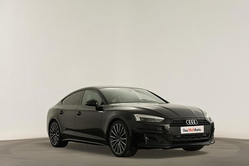 Preto Usado 2023 Audi A5 Sportback Advanced Citadino | € 46.490 (Bom preço) - Imagem 1/4