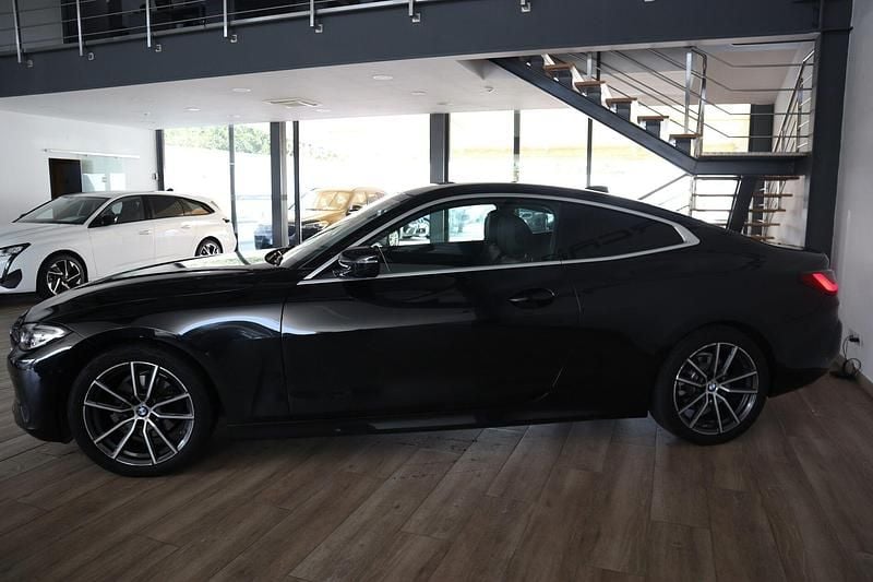 Usado BMW 420 Sport Line 184 HP (135 kW) 2020 Preto Coupé