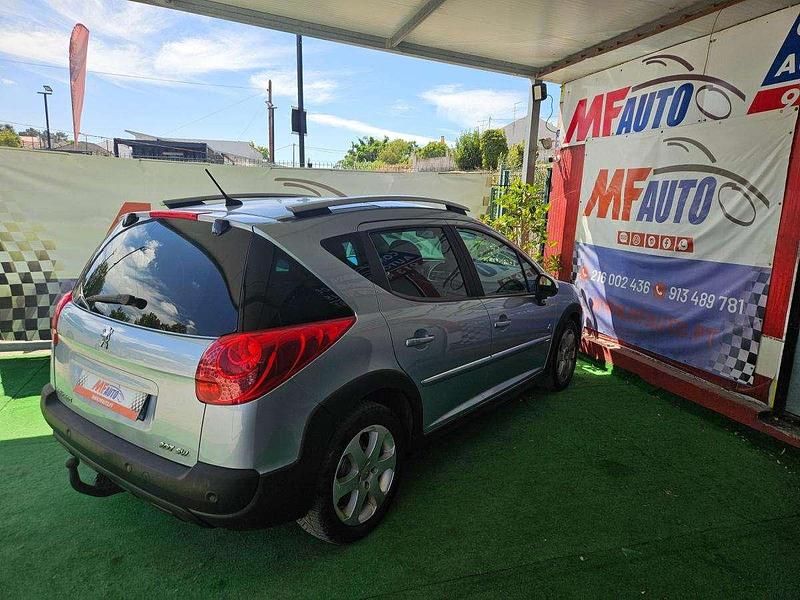 Usado Peugeot 207 90 HP (66 kW) 2010 Cinzento Carrinha
