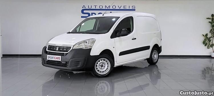Branco Usado 2018 Peugeot Partner Monovolume | € 11.750 (Bom preço) - Imagem 1/1
