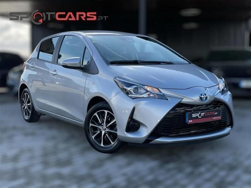 Cinza Usado 2020 Toyota Yaris Hybrid Comfort | € 18.990 (Preço justo) - Imagem 1/4