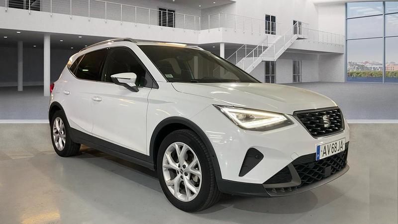 Branco Usado 2022 Seat Arona SUV | € 18.900 (Preço elevado) - Imagem 1/4