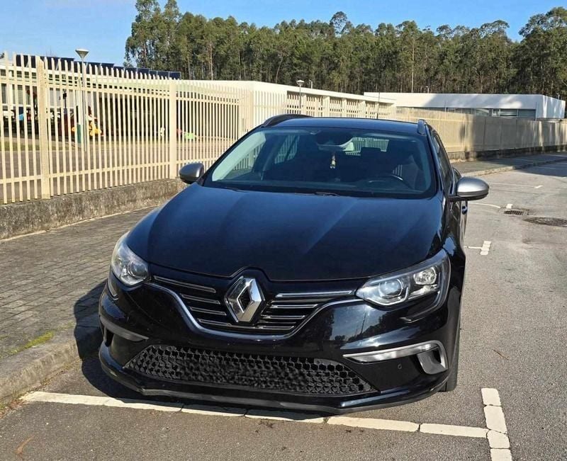 Preto Usado 2017 Renault Mégane GrandTour Carrinha | € 13.490 (Bom preço) - Imagem 1/4