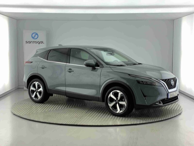 Cinza Usado 2024 Nissan Qashqai N-Connecta SUV | € 28.990 (Preço justo) - Imagem 1/4