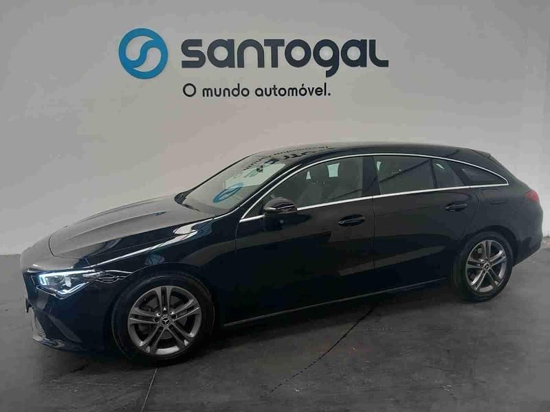 Preto Usado 2020 Mercedes 180 Sedan | € 28.990 (Preço justo) - Imagem 1/4