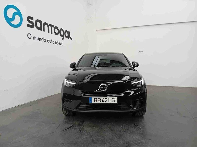 Preto Usado 2023 Volvo EC40 SUV | € 45.990 (Preço justo) - Imagem 1/4