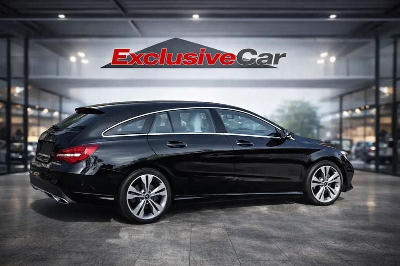 Usado Mercedes CLA200 Shooting Brake 136 HP (100 kW) 2017 Preto Carrinha