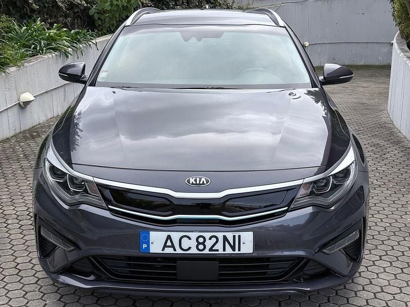 Usado Kia Optima 205 HP (150 kW) 2020 Cinza Carrinha