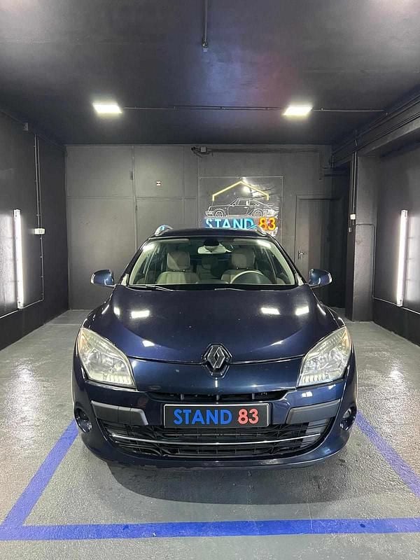 Usado Renault Mégane GrandTour 110 HP (80 kW) 2010 Azul Carrinha