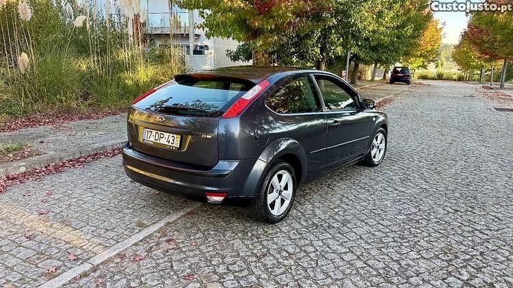 Azul Usado 2007 Ford Focus Carrinha | € 2.000 (Preço justo) - Imagem 1/1