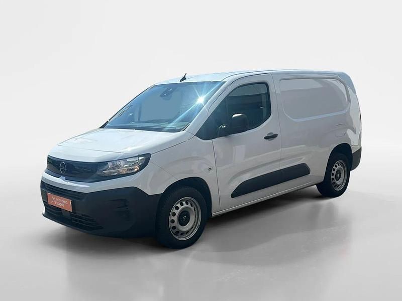 Branco Usado 2024 Opel Combo Monovolume | € 20.587 (Preço justo) - Imagem 1/4