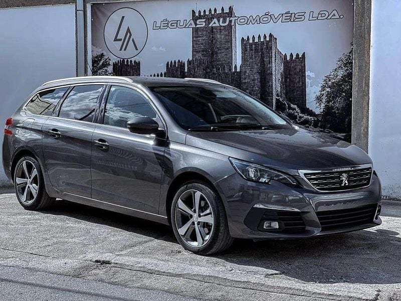 Cinzento Usado 2018 Peugeot 308 Carrinha | € 9.980 (Preço justo) - Imagem 1/4