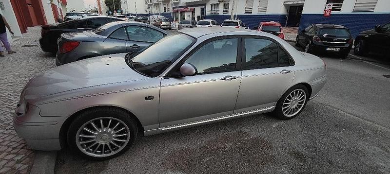 Usado 2004 MG ZT Sedan | € 2.500 - Imagem 1/4