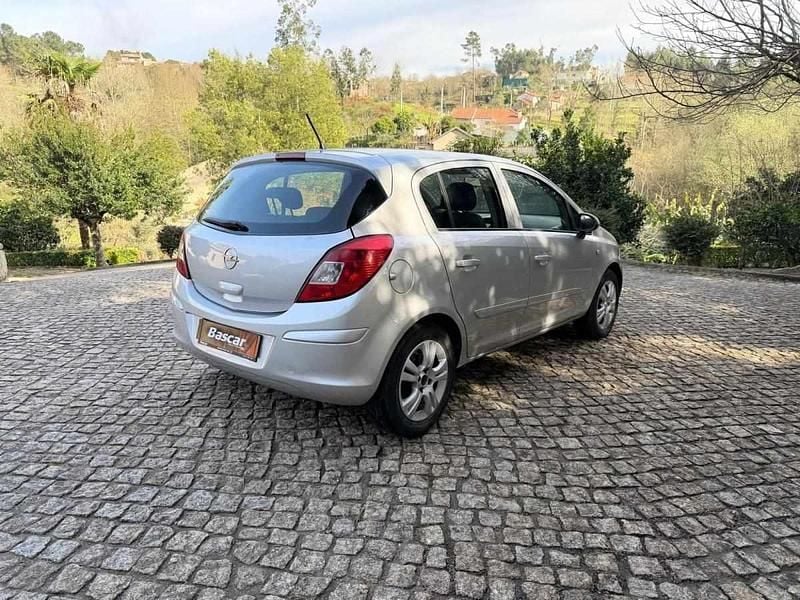 Usado Opel Corsa 75 HP (55 kW) 2007 Cinzento Citadino