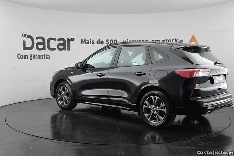 Preto Usado 2022 Ford Kuga ST-Line SUV | € 18.899 (Super Preço) - Imagem 1/1