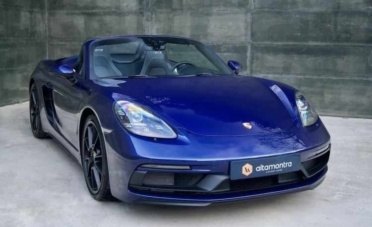 Azul Usado 2021 Porsche 718 Boxster Coupé | € 130.900 - Imagem 1/3