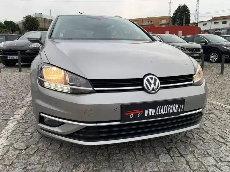 Usado VW Golf VII 115 HP (84 kW) 2019 Cinzento Carrinha