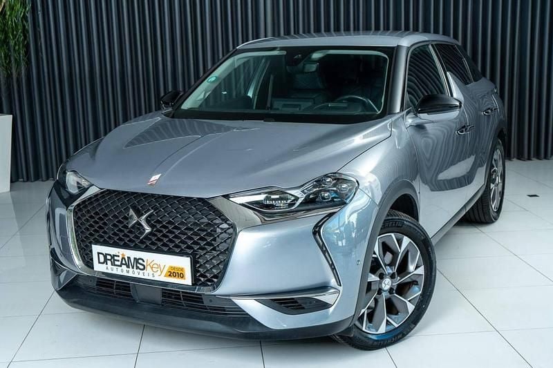 Cinzento Usado 2021 DS Automobiles DS3 Crossback E-Tense SUV | € 19.700 (Preço justo) - Imagem 1/4