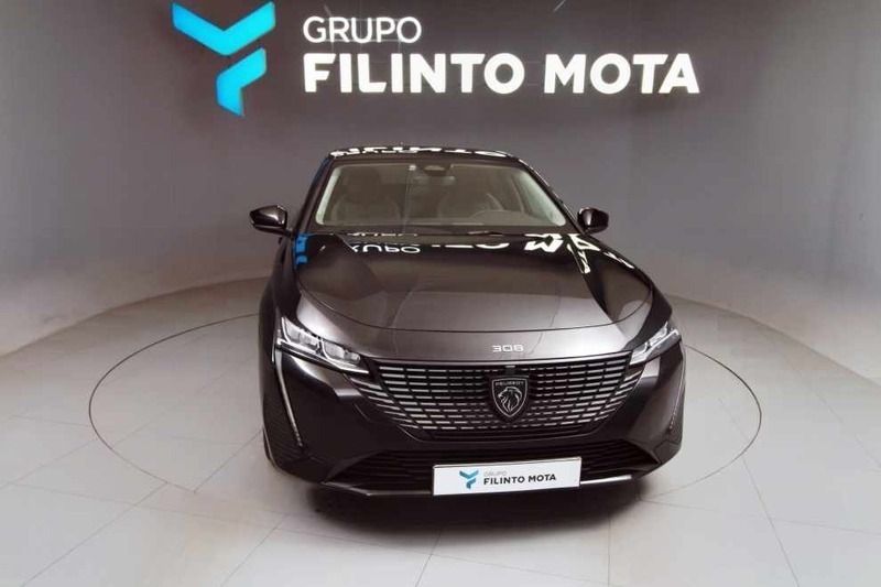 Preto Usado 2022 Peugeot 308 Carrinha | € 23.640 (Preço justo) - Imagem 1/4