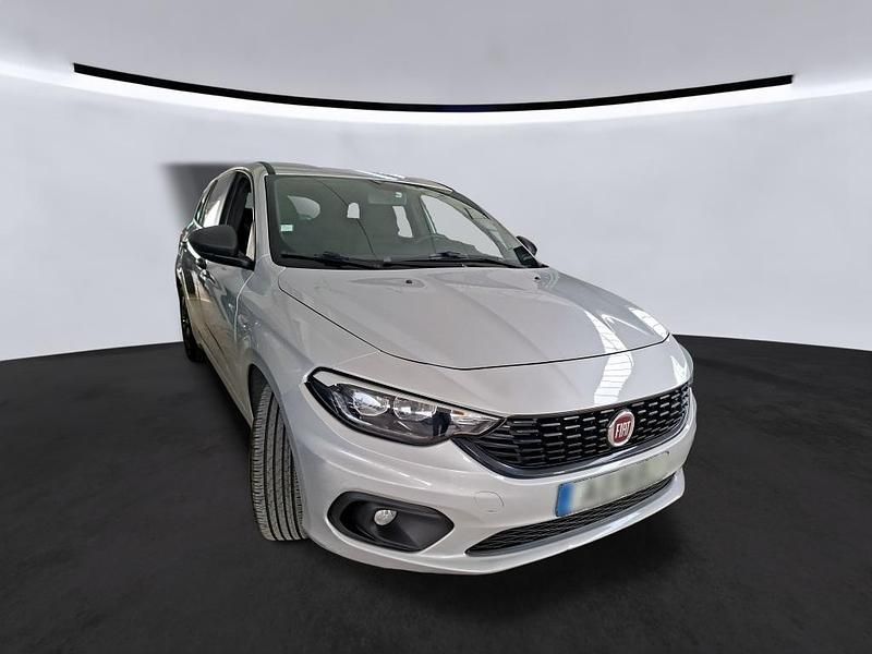 Usado Fiat Tipo Wagon 95 HP (69 kW) 2021 Cinzento Carrinha