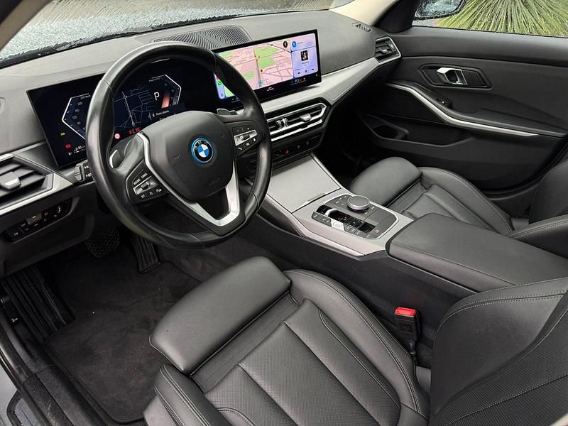 Usado BMW 330 292 HP (214 kW) 2023 Cinza Carrinha