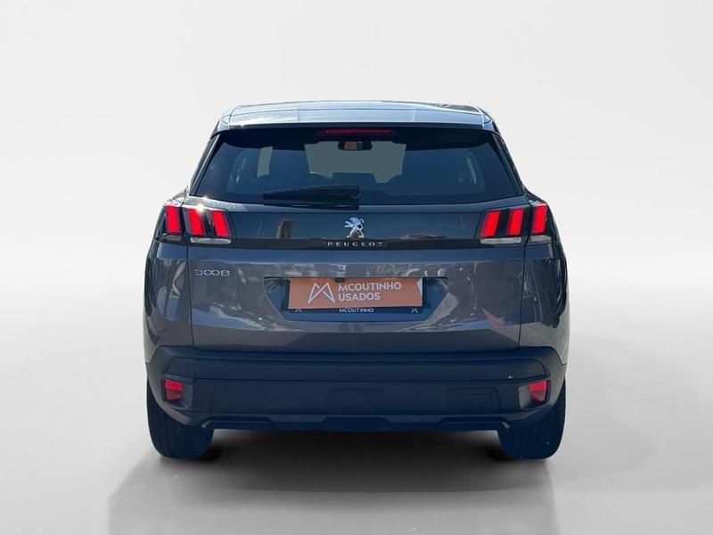 Usado Peugeot 3008 Active 130 HP (95 kW) 2024 Branco SUV