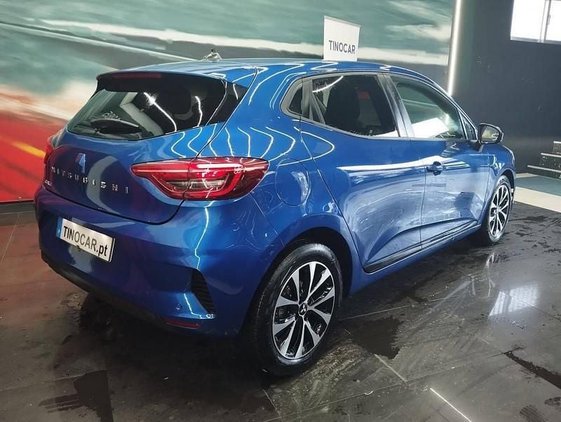 Usado Mitsubishi Colt 91 HP (66 kW) 2024 Azul Citadino