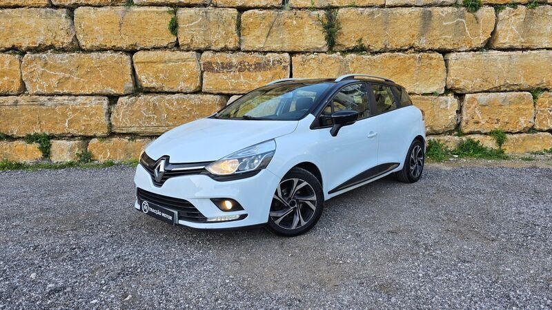 Branco Usado 2017 Renault Clio IV GT-Line Carrinha | € 9.950 (Preço elevado) - Imagem 1/4