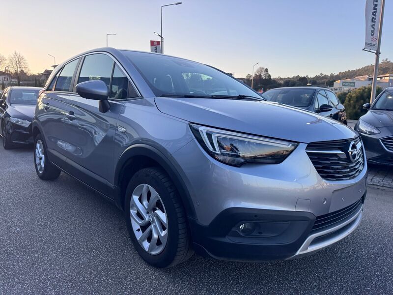 Usado Opel Crossland X Innovation 130 HP (95 kW) 2020 Cinzento SUV