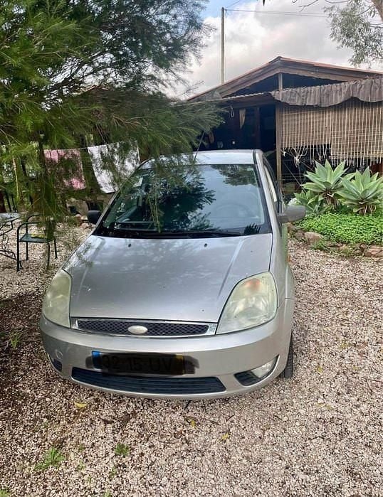 Usado 2003 Ford Fiesta Sedan | € 2.000 (Preço justo) - Imagem 1/3