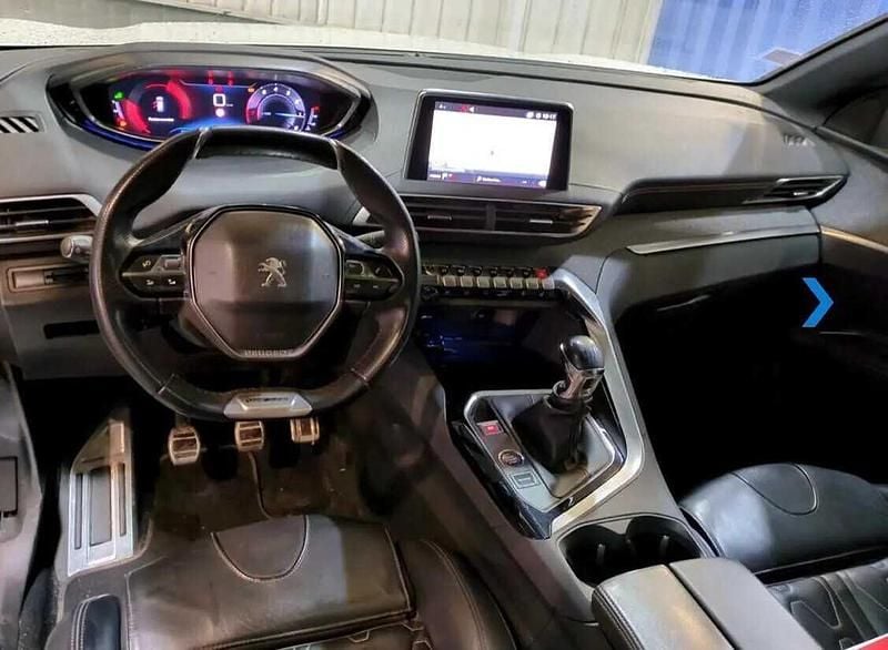 Usado Peugeot 3008 130 HP (95 kW) 2018 Branco SUV