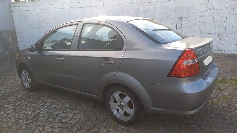 Usado 2008 Chevrolet Aveo Sedan | € 2.990 - Imagem 1/4