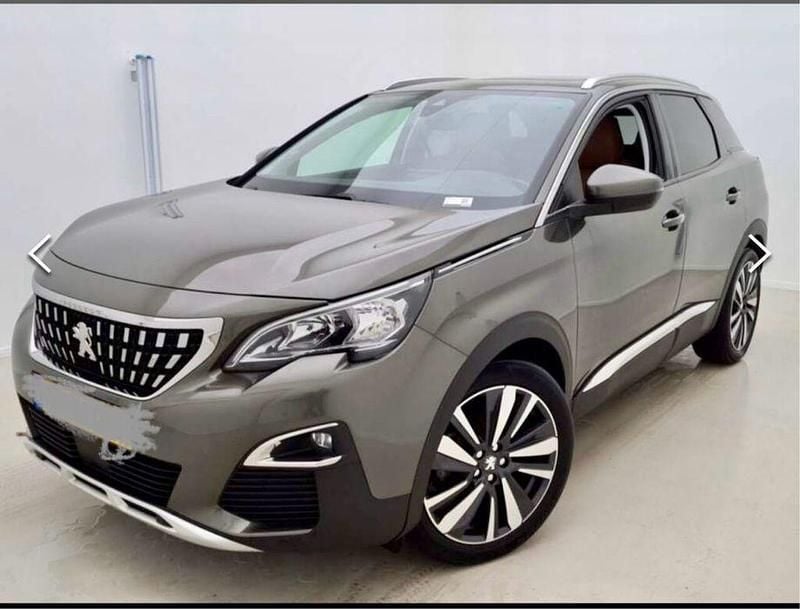 Usado 2018 Peugeot 3008 Premium Sedan | € 9.900 - Imagem 1/4