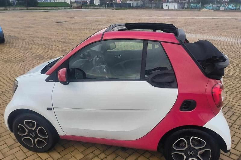 Usado Smart ForTwo Cabrio 71 HP (52 kW) 2016 Branco Cabrios