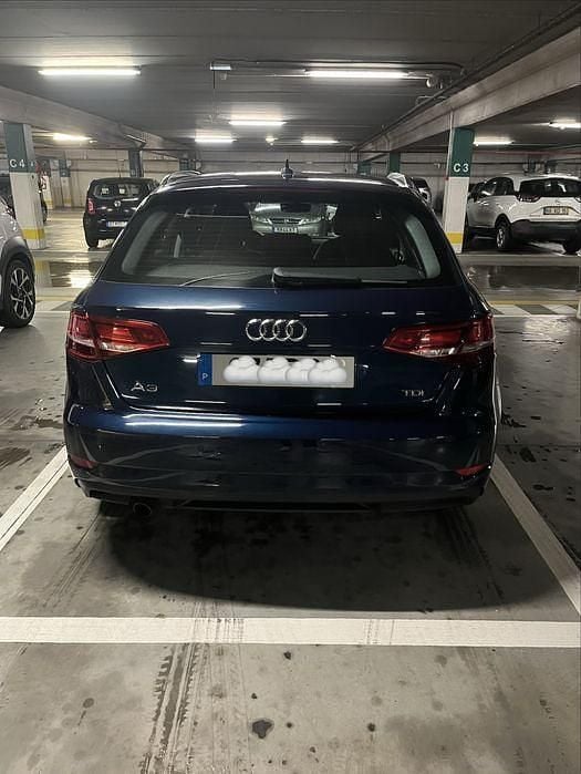 Usado Audi A3 116 HP (85 kW) 2017 Sedan