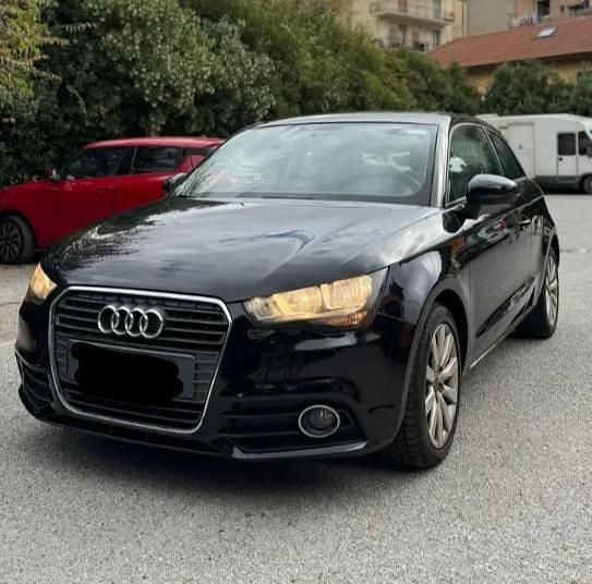 Preto Usado 2011 Audi A1 | € 9.400 (Bom preço) - Imagem 1/4
