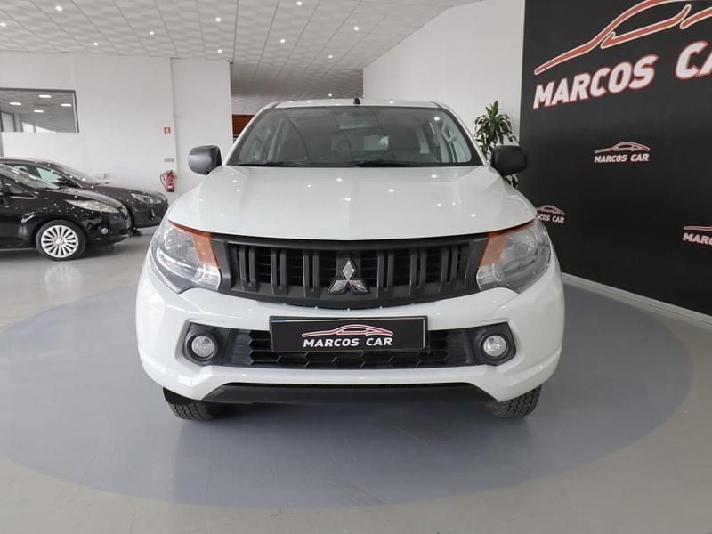 Usado Mitsubishi L200 154 HP (113 kW) 2019 Branco Pickup