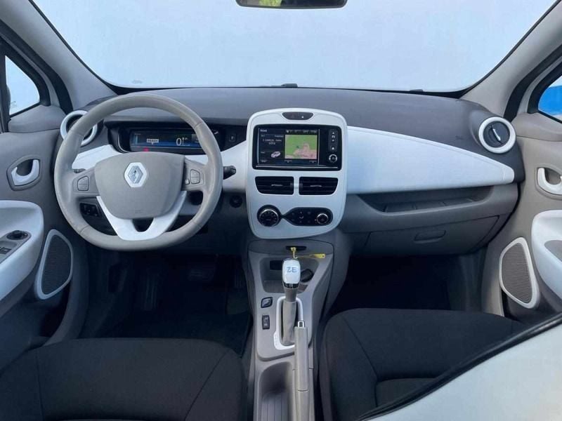 Branco Usado 2018 Renault Zoe Citadino | € 11.390 (Preço justo) - Imagem 1/4
